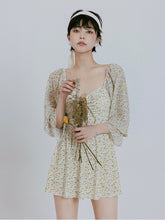 Load image into Gallery viewer, Sahara Flower dress Style Conservative With chest pad
